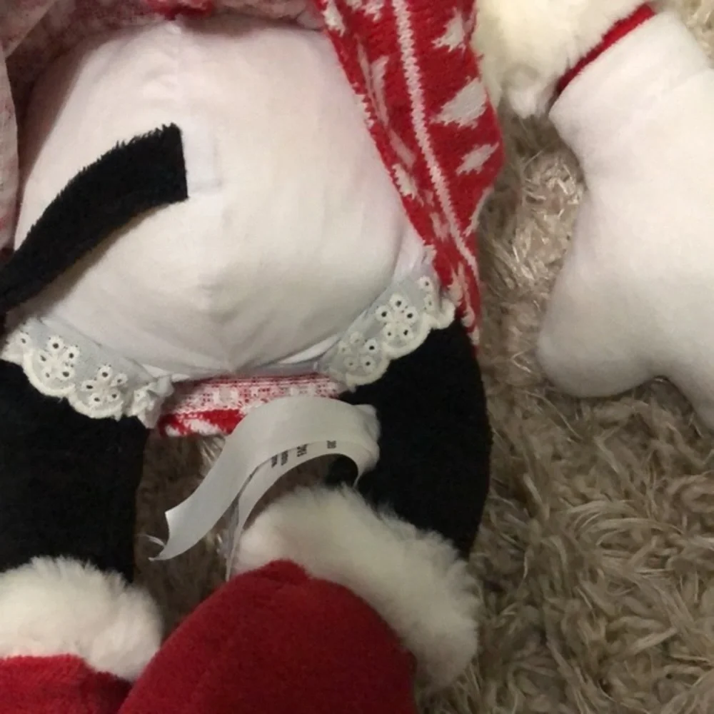 Disney 16” winter snowflake‎ Minnie Mouse plush